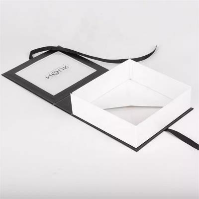 Luxury White Cardboard Folding Paper Gift Box with Clear Window
